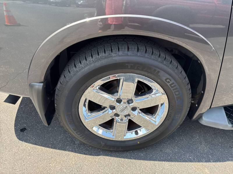 2010 Nissan Armada Platinum