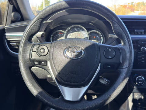 2015 Toyota Corolla LE