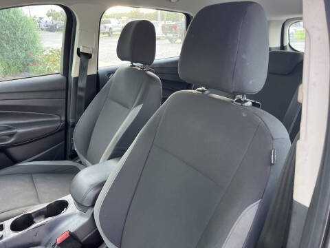 2016 Ford Escape S