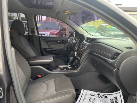 2017 Chevrolet Traverse LT