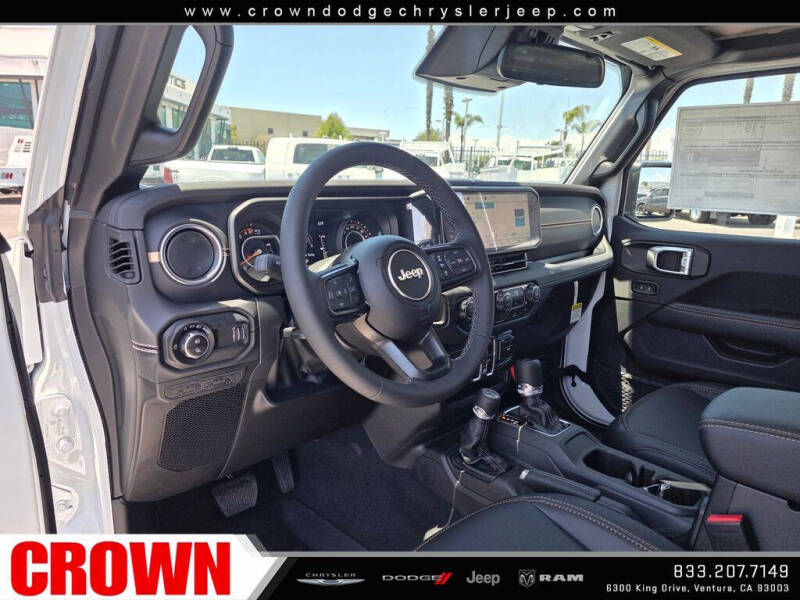2026 Jeep Gladiator Sahara
