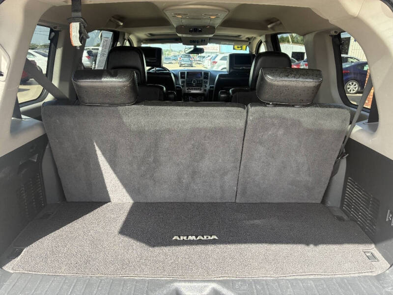 2015 Nissan Armada Platinum