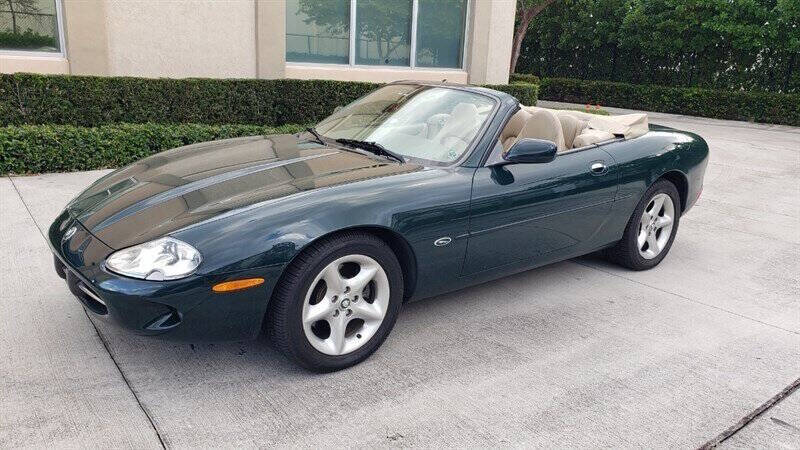 2000 Jaguar XK-Series 1