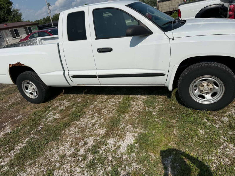 2005 Dodge Dakota ST
