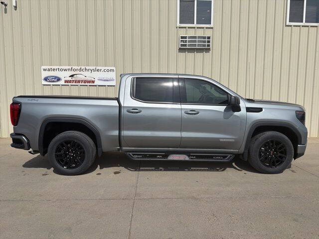 2024 GMC Sierra 1500 Elevation Standard