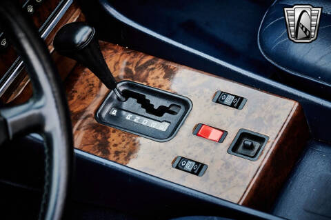 1988 Mercedes-Benz 560-Class 560 SL