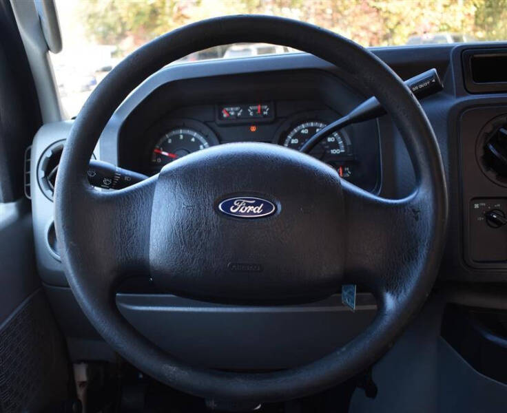 2014 Ford E-Series E-150