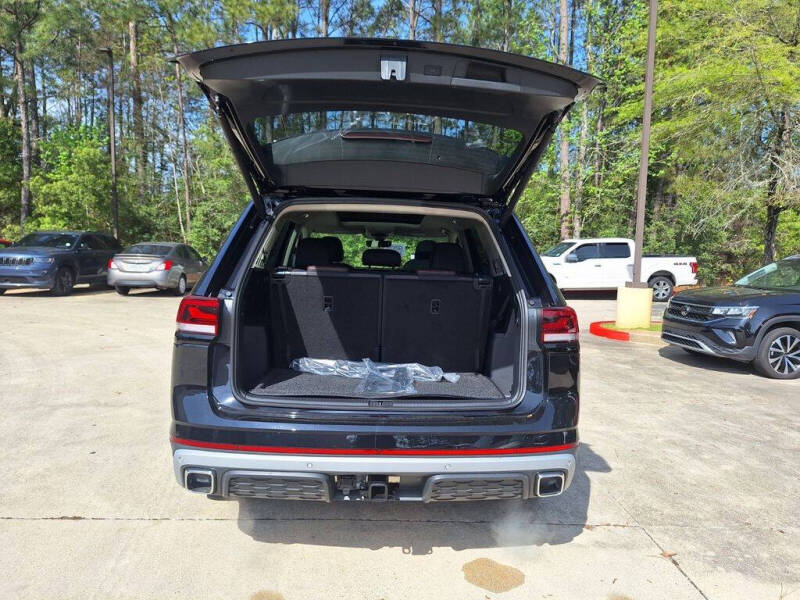 2025 Volkswagen Atlas Peak Edition 4Motion