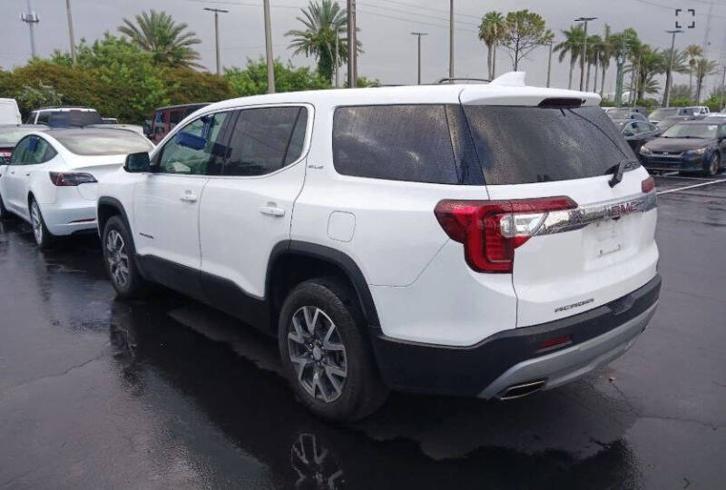 2023 GMC Acadia SLE