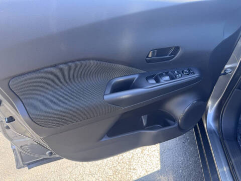 2020 Nissan Kicks S