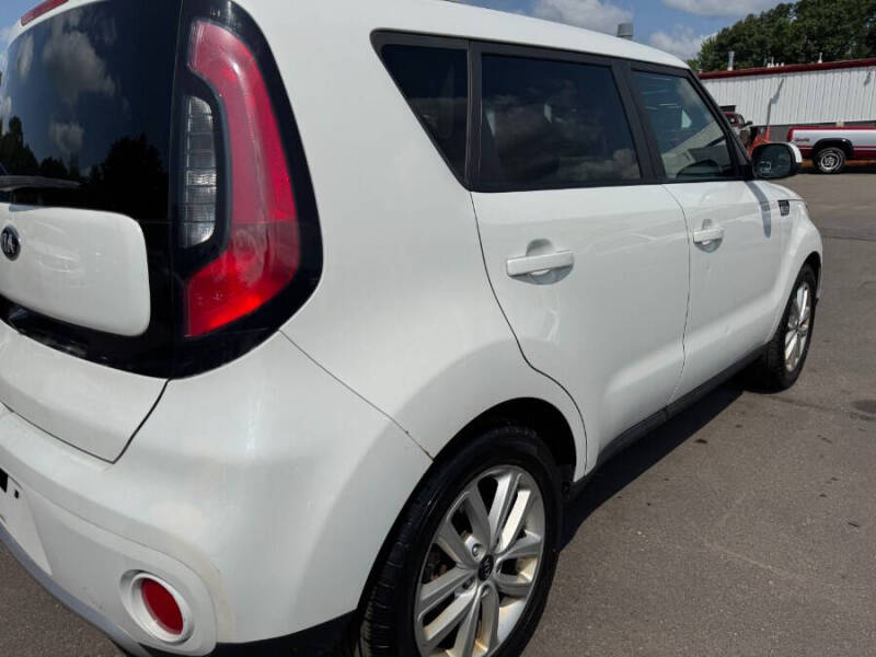 2018 Kia Soul +
