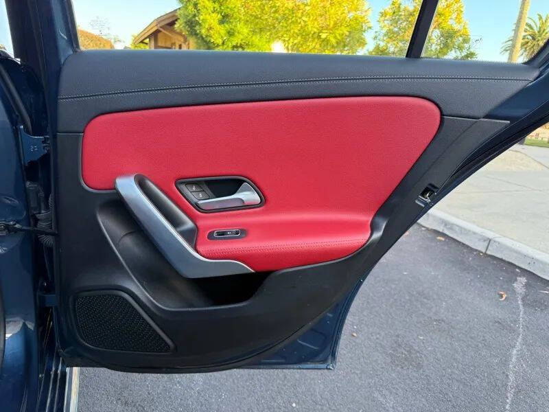2019 Mercedes-Benz A-Class A 220