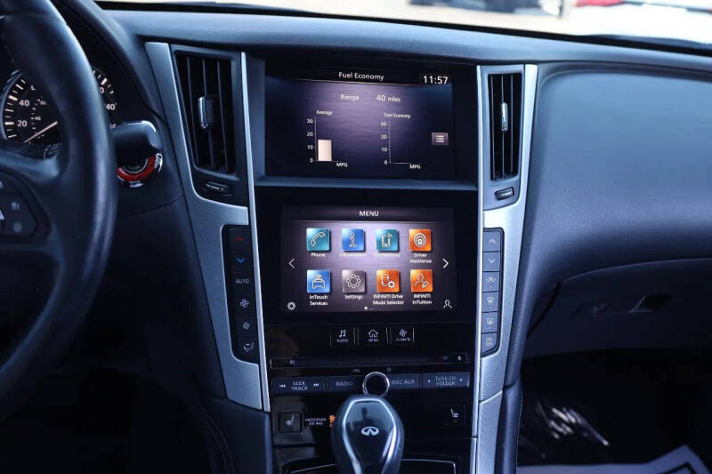 2021 Infiniti Q50 Luxe