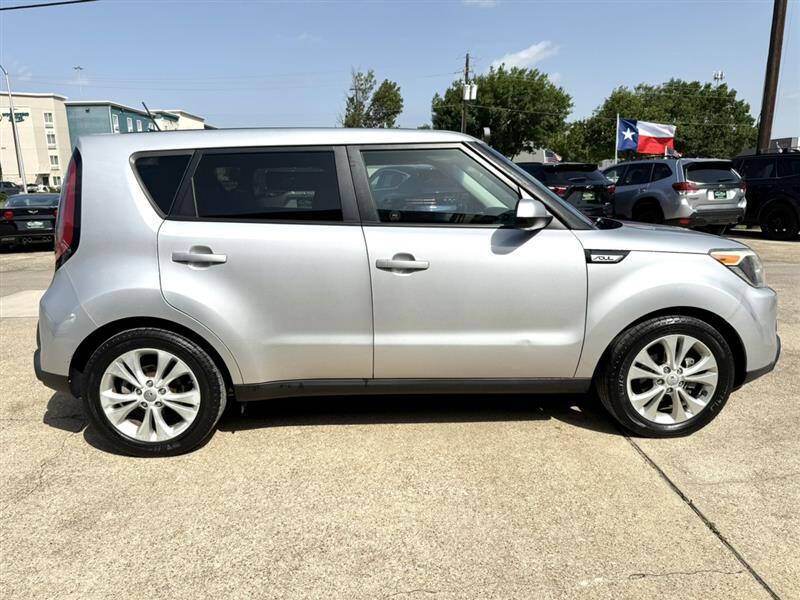 2015 Kia Soul +