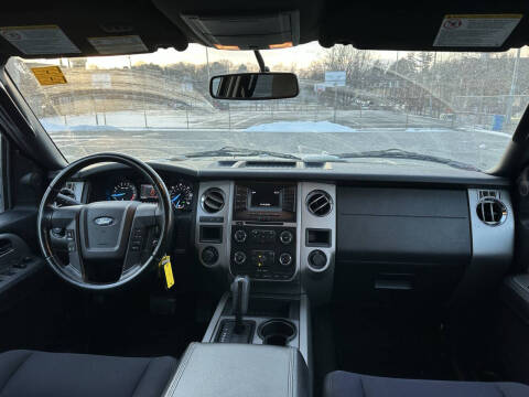 2015 Ford Expedition EL XLT