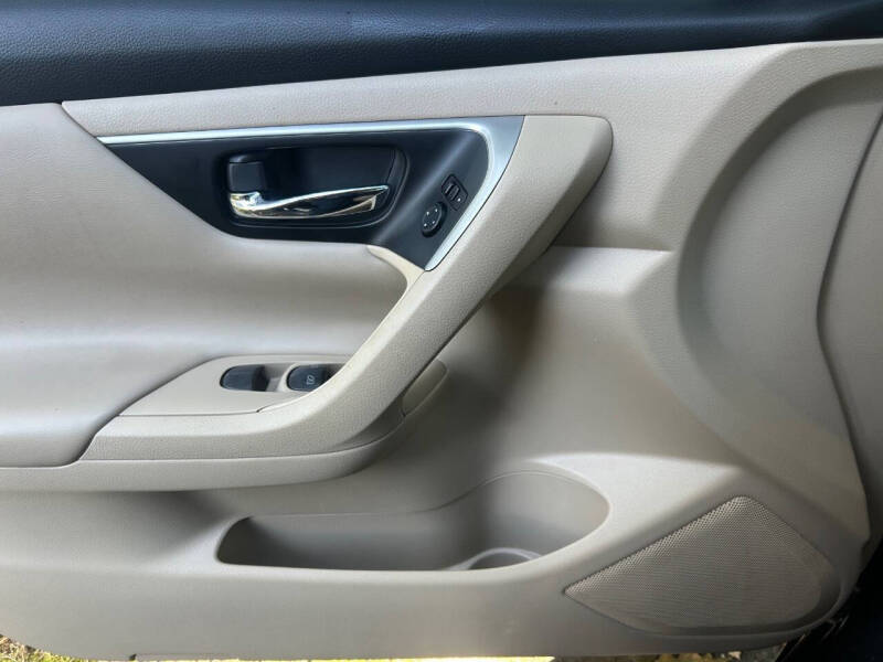 2016 Nissan Altima 2.5 SV