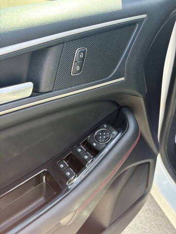 2020 Ford Edge ST Line