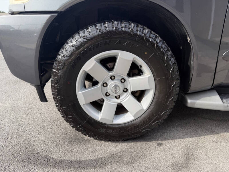 2005 Nissan Armada LE