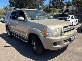 2005 Toyota Sequoia SR5