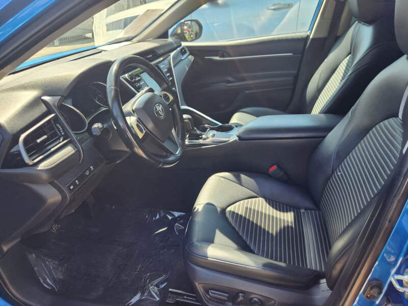 2019 Toyota Camry SE