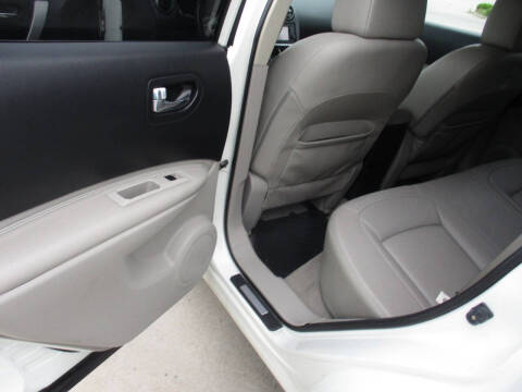 2011 Nissan Rogue SV