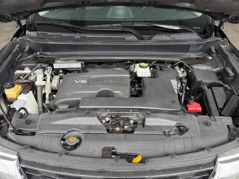 2020 Nissan Pathfinder SV