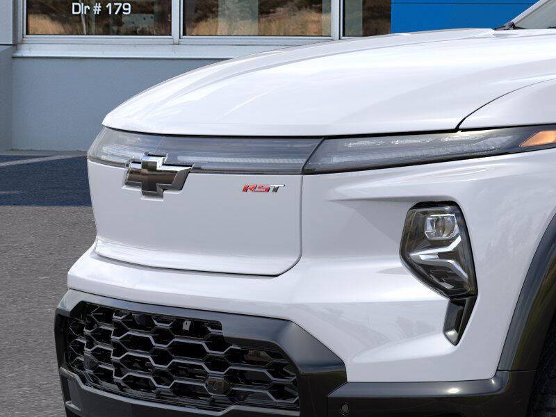 2025 Chevrolet Silverado EV RST