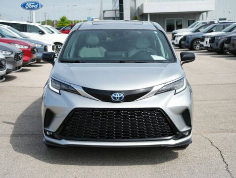 2021 Toyota Sienna XSE 7-Passenger
