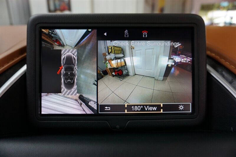 2019 Aston Martin DB11 Volante