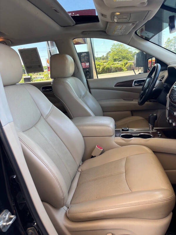 2018 Nissan Pathfinder Platinum