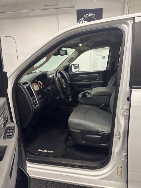 2019 RAM 1500 Classic SLT