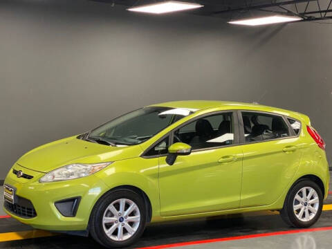 2013 Ford Fiesta for sale at AutoNet of Dallas in Dallas TX