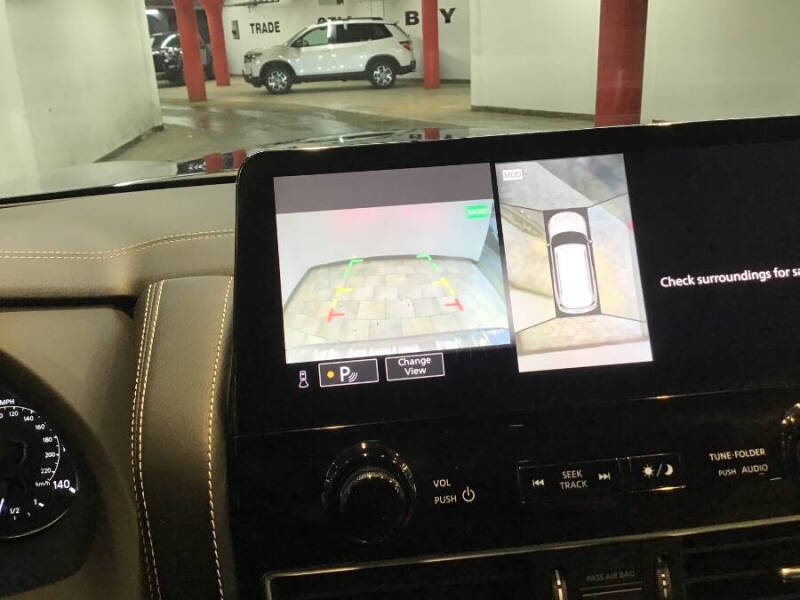 2022 Infiniti QX80 Premium Select