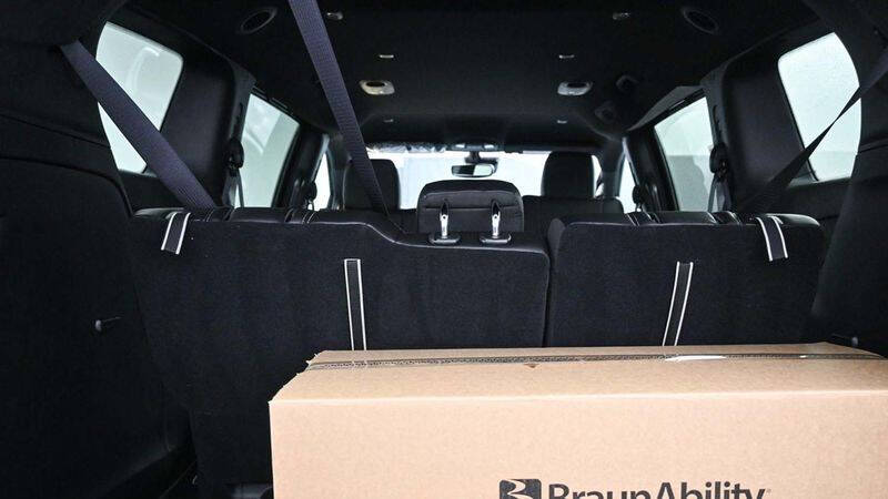 2025 Chrysler Pacifica Select