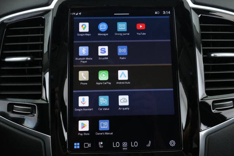 2023 Volvo XC90 Recharge T8 Ultimate Bright Theme 6P