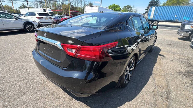 2017 Nissan Maxima