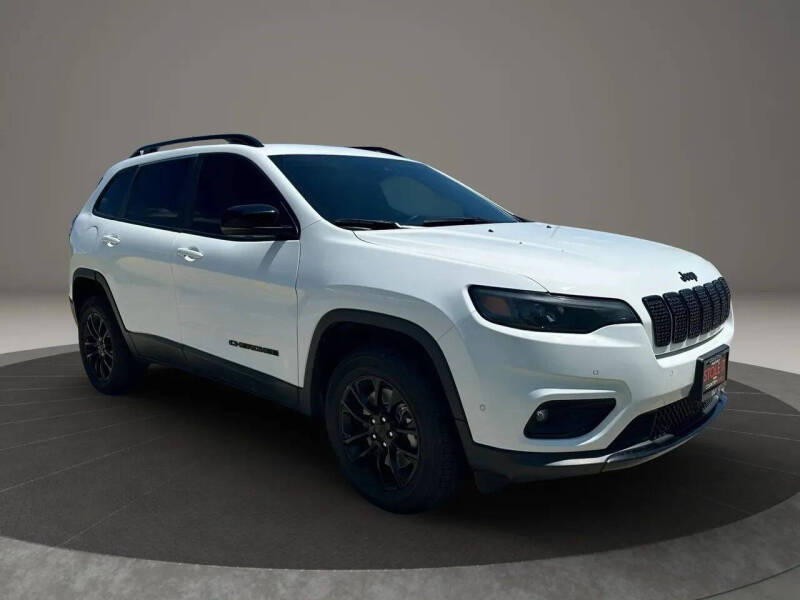 2023 Jeep Cherokee Altitude Lux