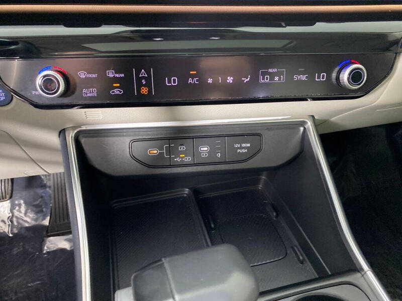 2025 Kia Carnival SX Prestige