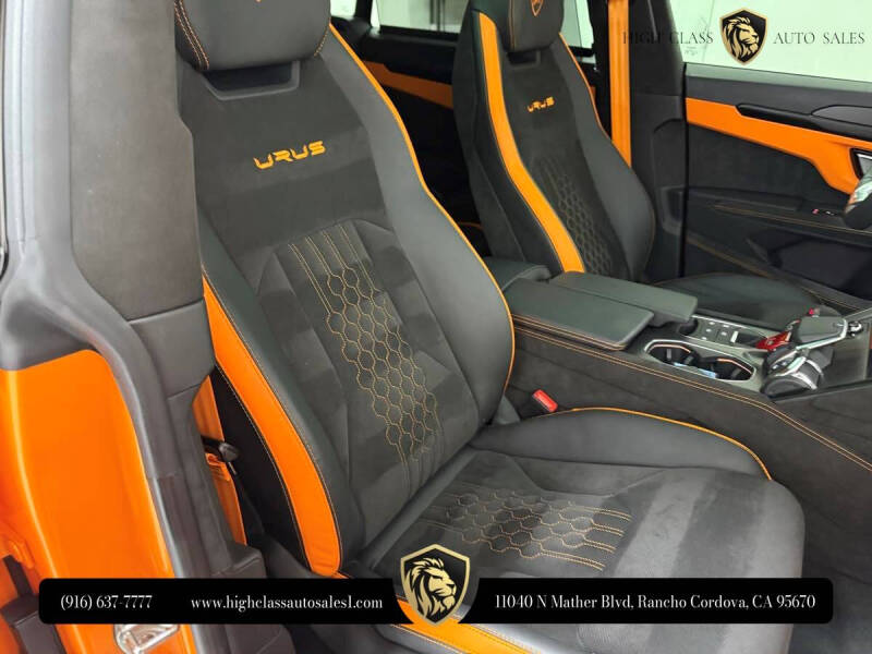 2023 Lamborghini Urus S