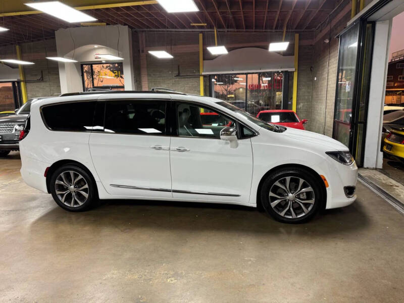 2018 Chrysler Pacifica Limited