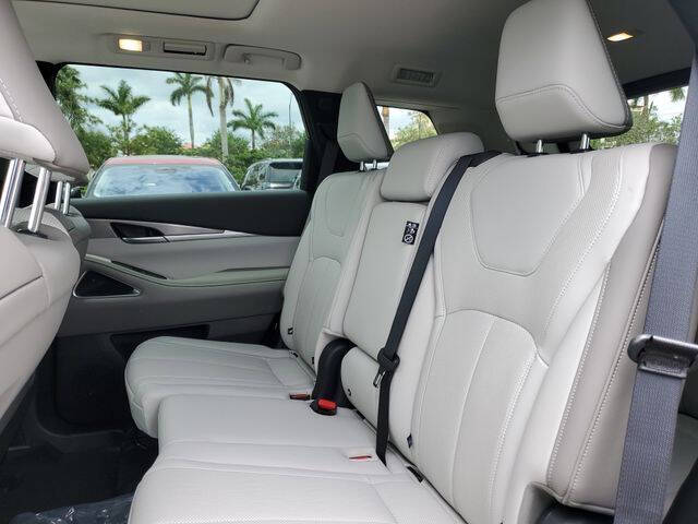 2027 Infiniti QX60 Luxe