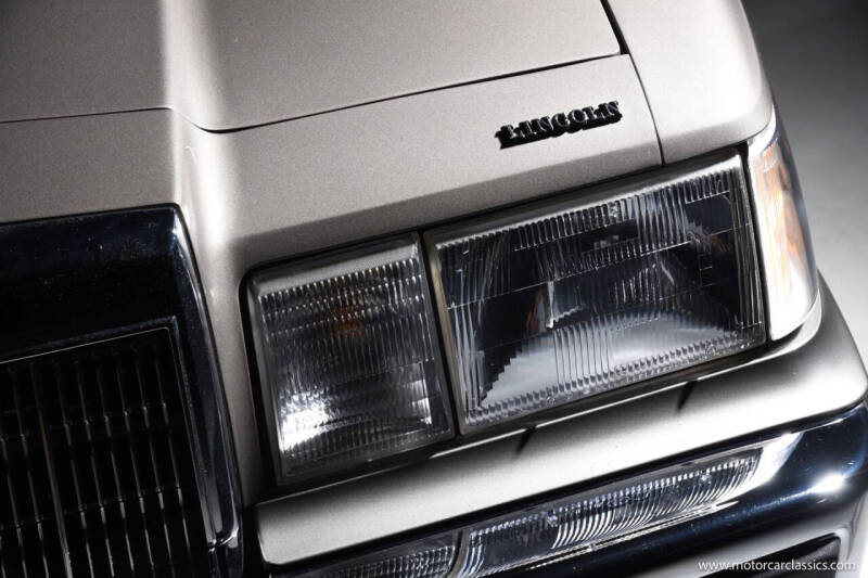 1988 Lincoln Mark VII LSC