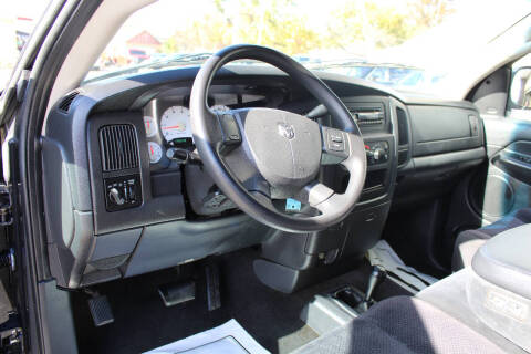 2004 Dodge Ram 1500 SLT