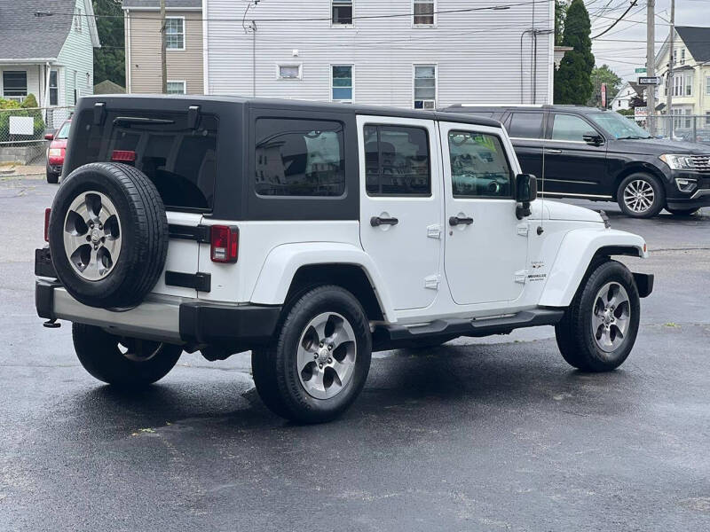 2017 Jeep Wrangler Unlimited Sahara