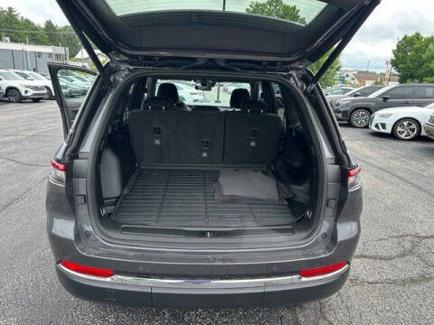 2025 Jeep Grand Cherokee Laredo X
