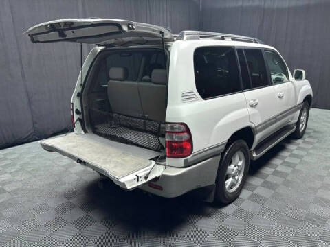 2004 Toyota Land Cruiser