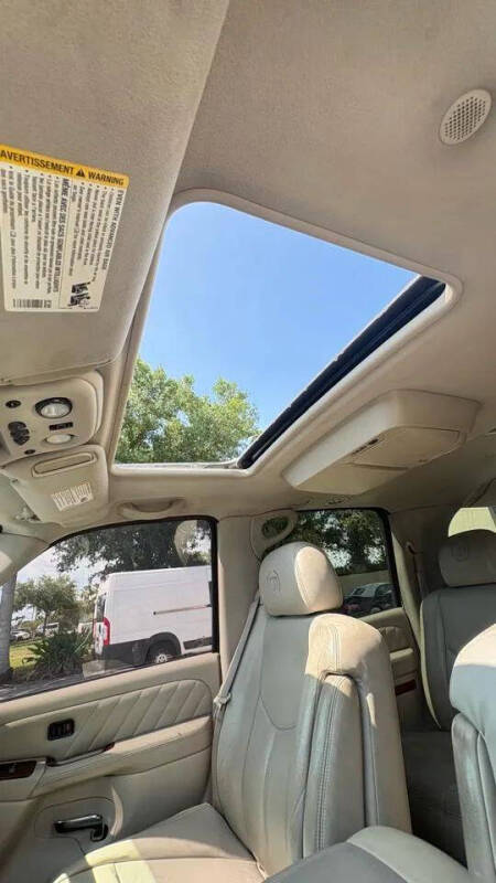 2005 Cadillac Escalade ESV Platinum Edition