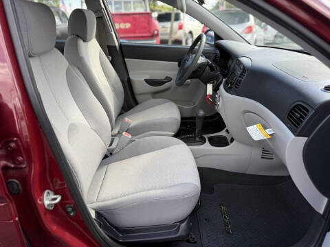 2009 Hyundai Accent GLS