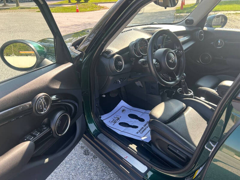 2015 MINI Hardtop 4 Door Cooper S