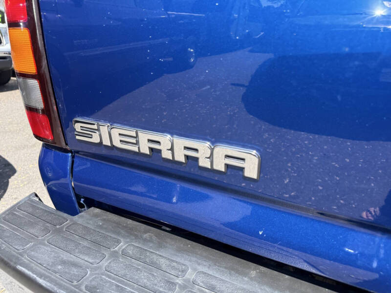 2004 GMC Sierra 1500 SLE